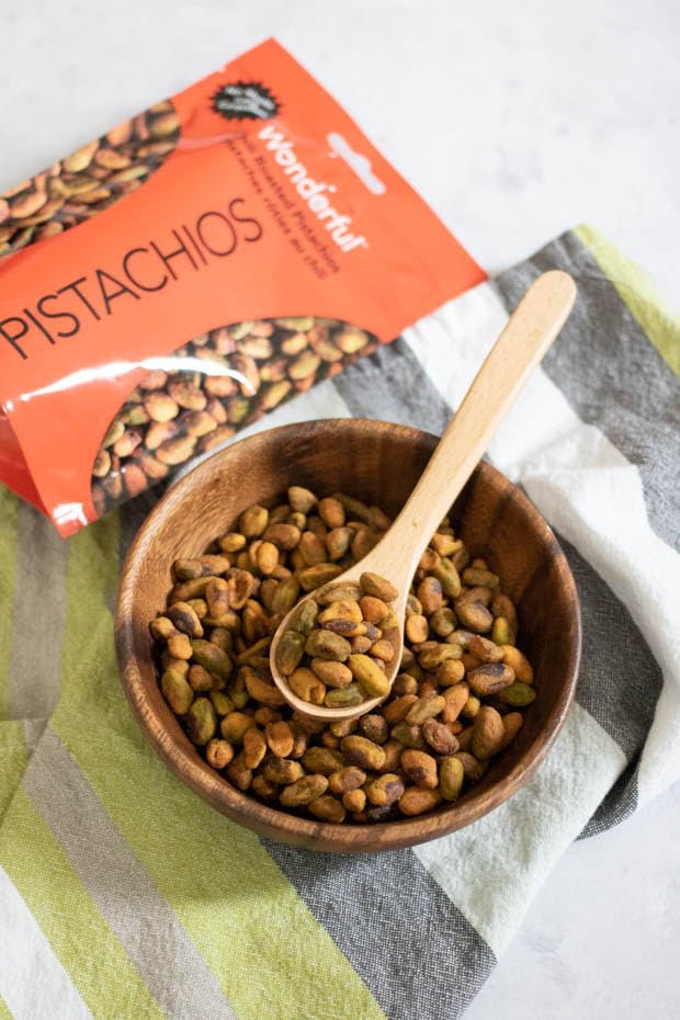 Chili Roasted Pistachios Bundle. Includes (1) Package of Wonderful Chili Roasted Pistachios (155g) – NO SHELLS with Water Cooler Trivia Game by BIG MAPLE®. Tasty Snack for the Office, Movies, Road Trip, Sports, Studying