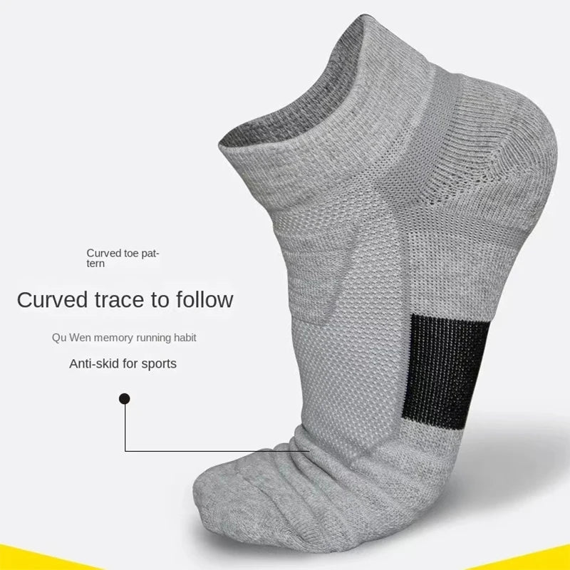 6/12Pairs Breathable Mesh Athletic Terry Socks Cushioned Moisture-managing and Durable Reduces Foot for Running Hiking & Sports